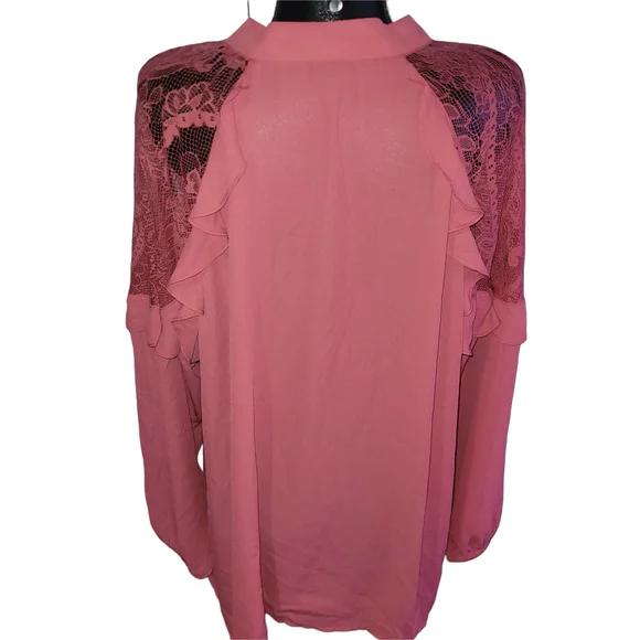 Torrid Georgette Lace And Ruffle Detailed Blouse With Keyhole Neckline Size 4 - Picture 6 of 7